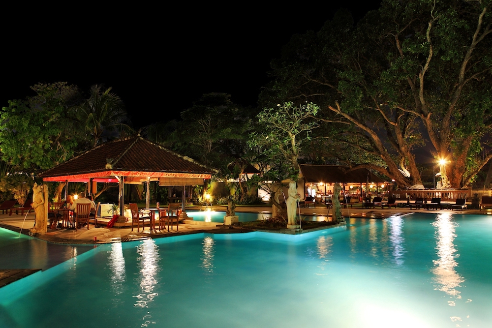 5f6c53c18c95b2ea00f6371c_Pool 6